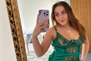 Sweet Sexy Naughty Girl🔥💕 Tight Pussy 😘Ready to Blow Your Mind 💦🏠Incall/Outcall And Carfun💋Available✔Day/Night 24/7 ✅What'sApp:💯 225 220 3 858 - Image 3