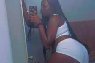 African Godess 🍫i am back Top Squirter 💦 lets have some unforgetable fun 😍 let me ease your mind incall & out - Image 6