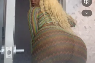 Baby Let Me Cater 2 U 🌊😩🍆 - Image 4