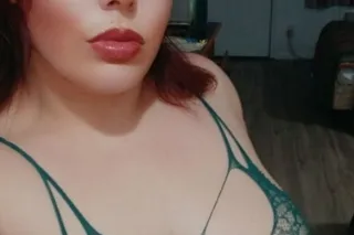 DEEPTHROAT SPECIALS ALL LUNCH LONG💦💕Russian BBW Goddess – Thick, Juicy N Ready to Drain You 💦 - Image 3