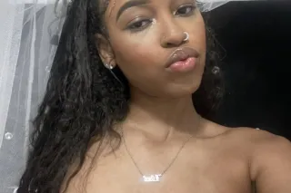 LETS PLAY😍😍💋 Ask about my 2 Gi... - Image 4