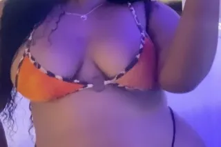 Cute Face😘 Slim Waist 😜 With a Fat Ass - Image 4