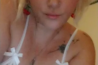 Weekend specials!!! 0utcall only! 100 roses 🌹🌹......Ft calls solo or 2 gurl❣.....content always available 😉 lets have sum fun 😊 - Image 4