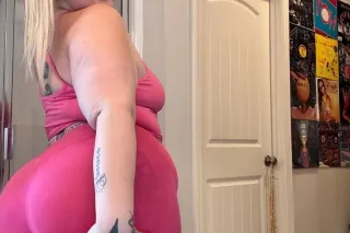 Thick Curvy Star-Tatted BBW 🌟🍑💦 | Bareback • GFE • Anal • Sloppy BBJ • CIM/CIP | All Positions, Any Age/Size 🔥Incall,outcall and 🚗Car Fun👅 - Image 6