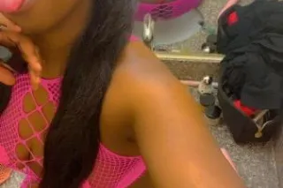 💦CUM SEE THIS SEXY CHOCOLATE BLASIAN FREAK 🥰🫴🏾 - Image 7