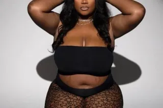 Sexy and sweet😍✨ ready to fufi... - Image 1