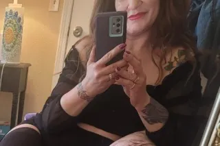 GOT MILF - 52 - Image 1