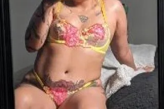 carmella - 28 - Image 4