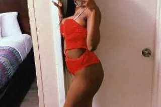 ❤COME CATCH THIS SALE BABY 😉un... - Image 2