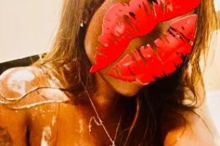 CLINTON 🤑LETS HAVE FUN🎉🥳🎈🏨🏪 - ... - Image 1