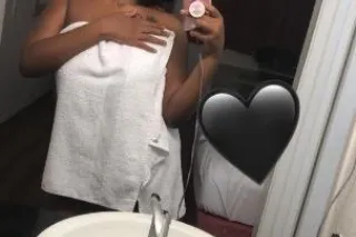 YOUR FAVORITE PLAYMATE 👯♀ - 25 - Image 4