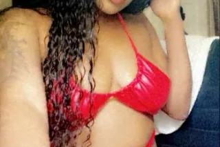 Here to please you baby😘 - 24 - Image 2