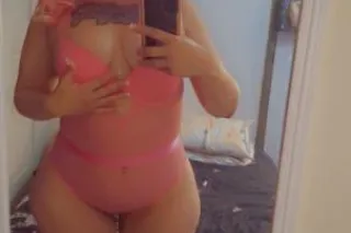 🥰Ask about my 2 Girl Show🥰 Gua... - Image 1