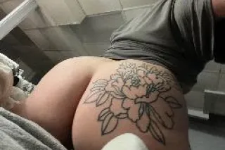 message me - 24 - Image 3