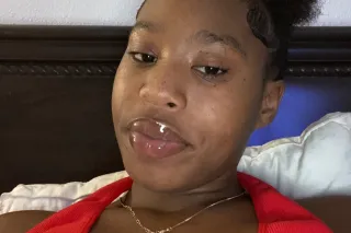 two female special ask for a p... - Image 3