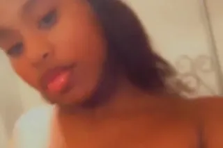 two female special ask for a picture deposit for outcall - Image 5