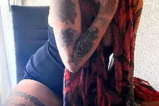 Sinfully Sweet, Dangerously Discreet - Image 9