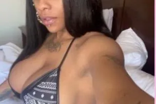 outcall SPECIAL ✨ FUN SIZE 🥰 -... - Image 3