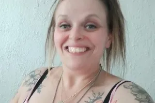 blue eyes and thick thighs is ... - Image 4