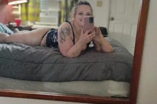 blue eyes and thick thighs is ... - Image 1