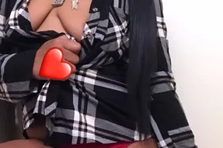 WAYYY TO HOT 🔥 cOOL DOWN WIT M... - Image 3