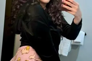 Visiting RedHead Beauty - Image 9