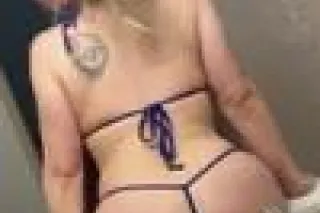 Your Fav Slutty Blonde 💋✅ 2 Gi... - Image 3