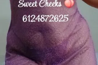 sweet cheeks 🍑 - 40 - Image 4