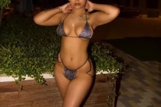 Sexy Red Bone Back In Town 🥀😘👅... - Image 4