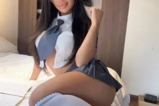 I ACCEPT CASH $50 💓Available F... - Image 1