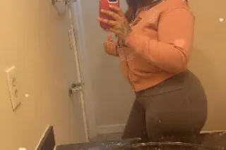 thick redbone ready to please ... - Image 2