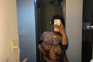 Badd Forgien Thicc Mami 🥰 CAUTION ⚠SLIPPERY WHEN WET💦 (OFF PLEASANT HILL RD) - Image 5