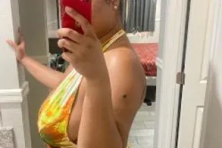 sweet honey 🍯💦 I'm available n... - Image 3