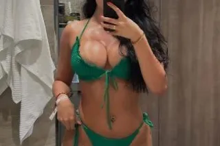 Brazilian GFE Hottie 😘💦 - 23 - Image 1