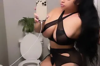 Noemi The Goddess - Image 5