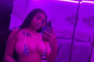 STARR💫Mixed Blasian Goddess!🇰🇭... - Image 2