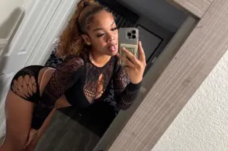 STARR💫Mixed Blasian Goddess!🇰🇭... - Image 4