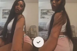 My LiL ThRoat 🩺👅💦 Facetime sho... - Image 1