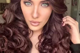 Visiting RedHead Beauty - Image 12