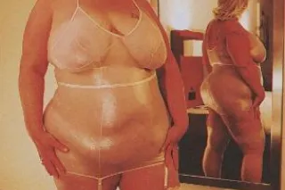 🔥🤑🍑 2 Phat Ass White Girls 🍑🤑🔥 - Image 9