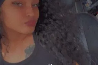 sexy Red - 23 - Image 3