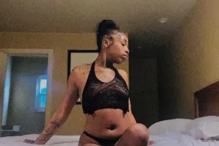 If you ask for anyhting Bare you will be blocked Cum stuff my throat and juicy pussy Petite with ass Available now for outcalls/cardates💦 Blow n Go specials 💦 - Image 6
