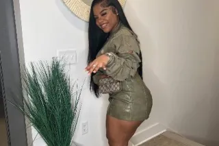 🤩🤩🍒 𝐓𝐈𝐆𝐇𝐓 MILKY, Sweet FREAK 🔥💦😍 - Image 5