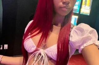 Looking🫦 - Image 2