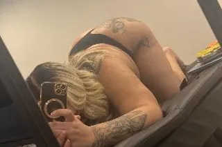 sexyassKiesha New in town read... - Image 1