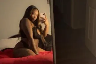 Classy. Curvy. Completely Addi... - Image 2