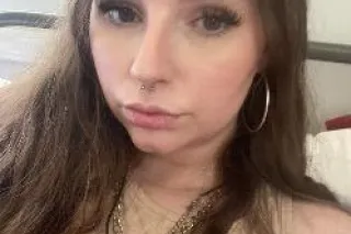 Your Dream Girl, A Call Away. - Image 8