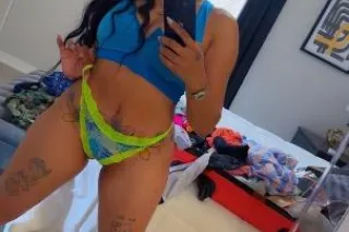 Sunnies Desires - Image 2