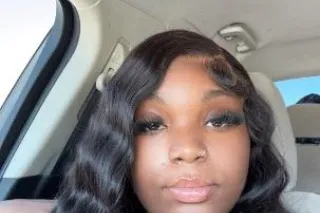 sexy looking for fun - 23 - Image 1