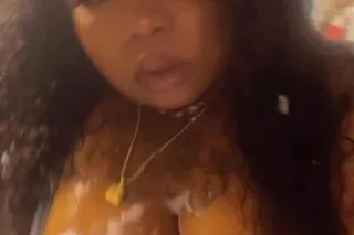 💦💦💦 HOT Tube 🛁 SHOW Safe SPOT JUST WOKEUP &HE SLUTTEd🍆🍒🍎 😫 Me OUT PARTY GIRL ReADY TO PARTY - Image 5